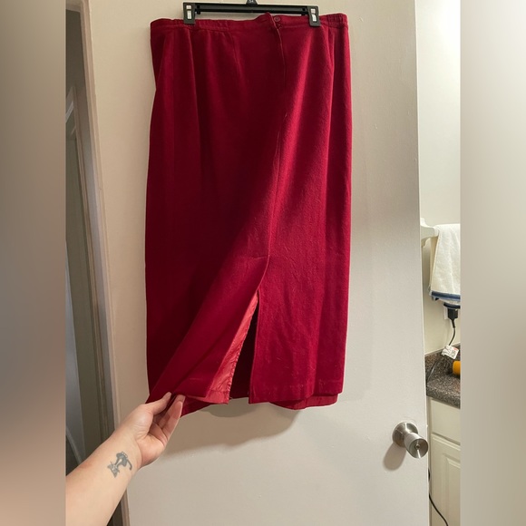 Wool skirt - Picture 3 of 4